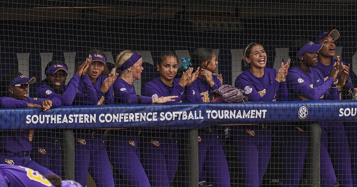 LSU Softball earns No. 10 national seed, opens regional Friday