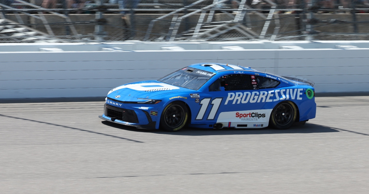 Denny Hamlin reacts to broken clutch at Kansas: 'Very weird'