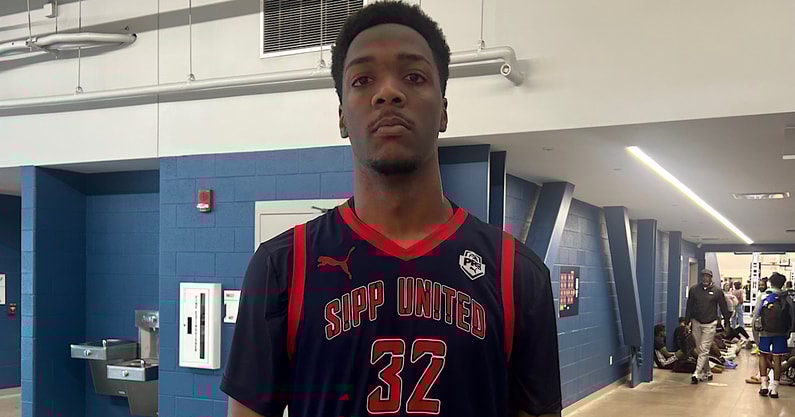 Elite forward Sam Funches raves about relationship with Chris Beard, environment at Ole Miss