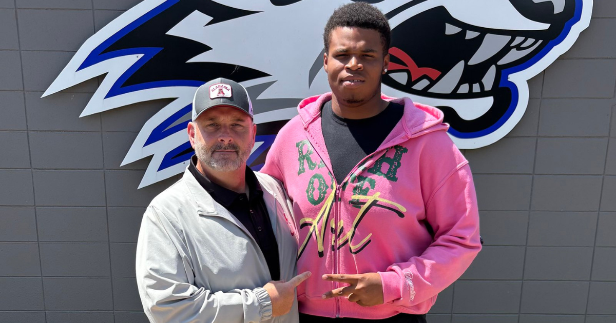 Alabama OL coach makes trip to visit JUCO offensive line prospect