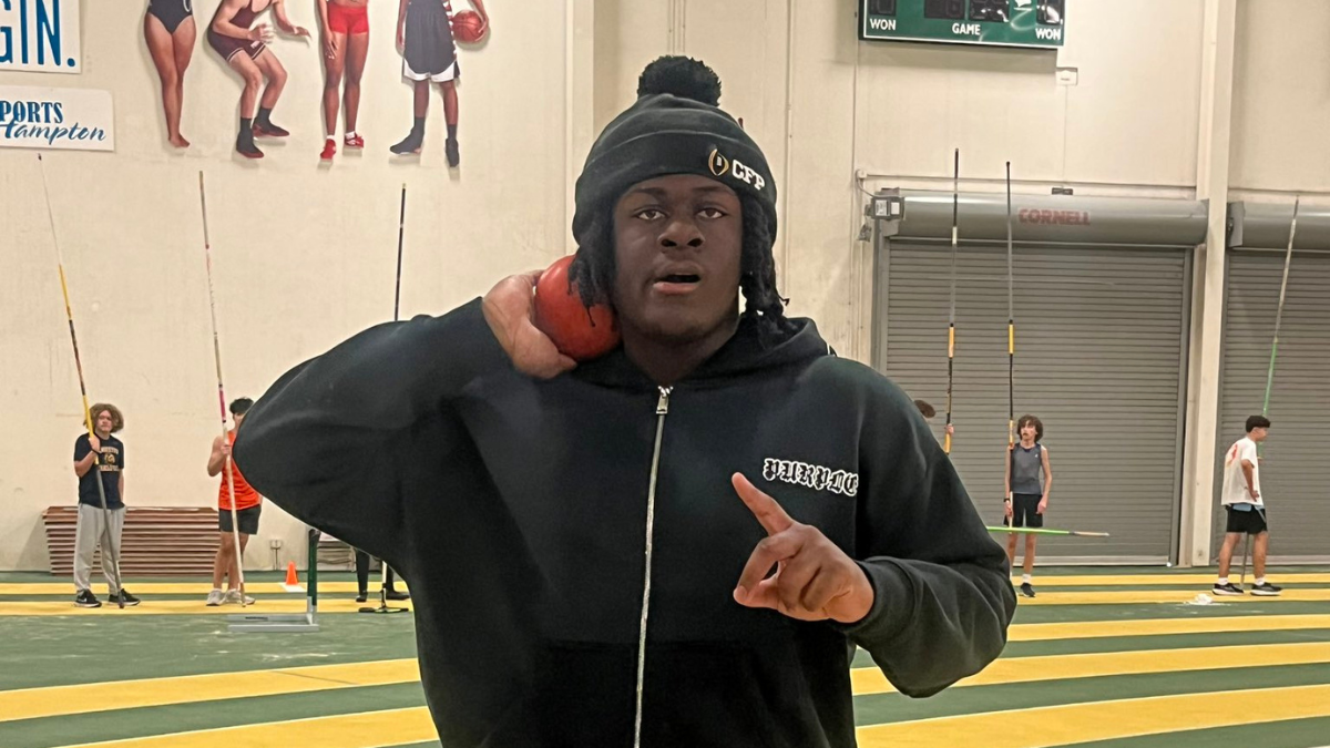 Gators enter mix for 6-5, 290-pound DL who also runs hurdles