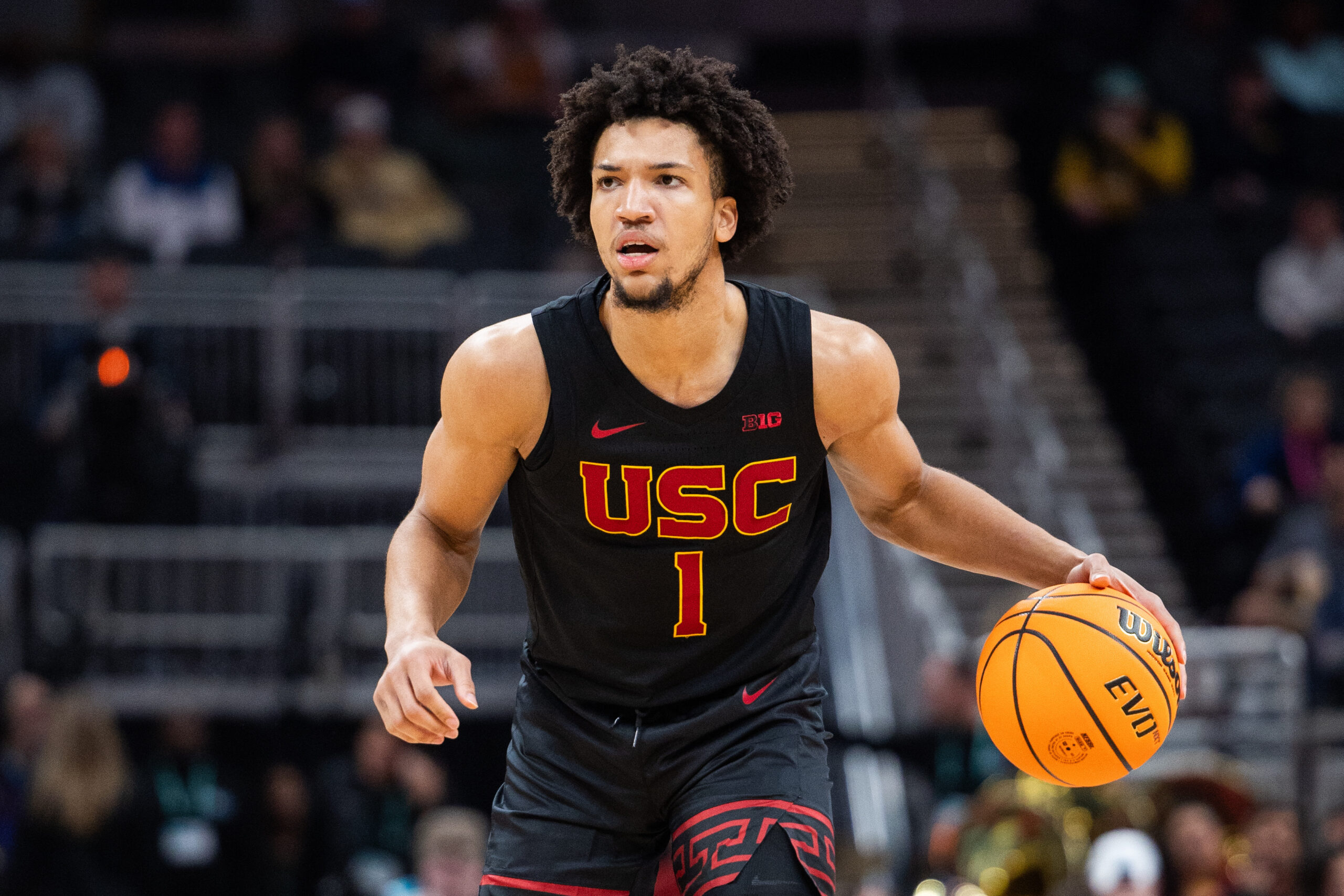 Tennessee Basketball contacts USC transfer guard Desmond Claude