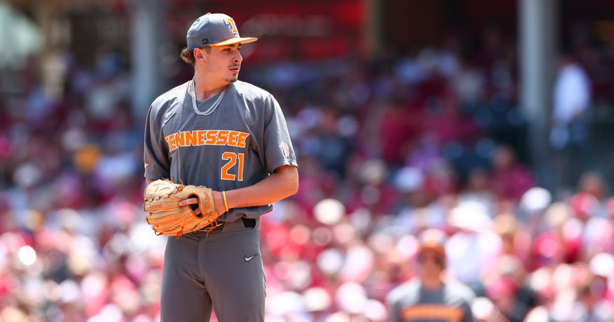 Quick Takes: Third inning dooms Vols in 8-4 series-finale loss to Arkansas