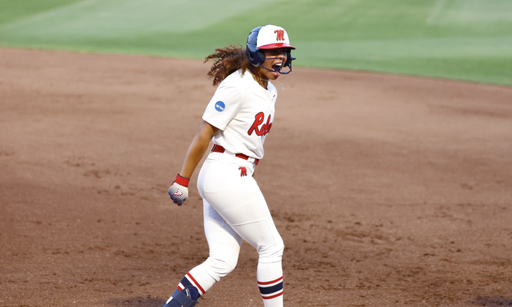 Ole Miss knocks out Arizona, returns to Supers for first time since 2019