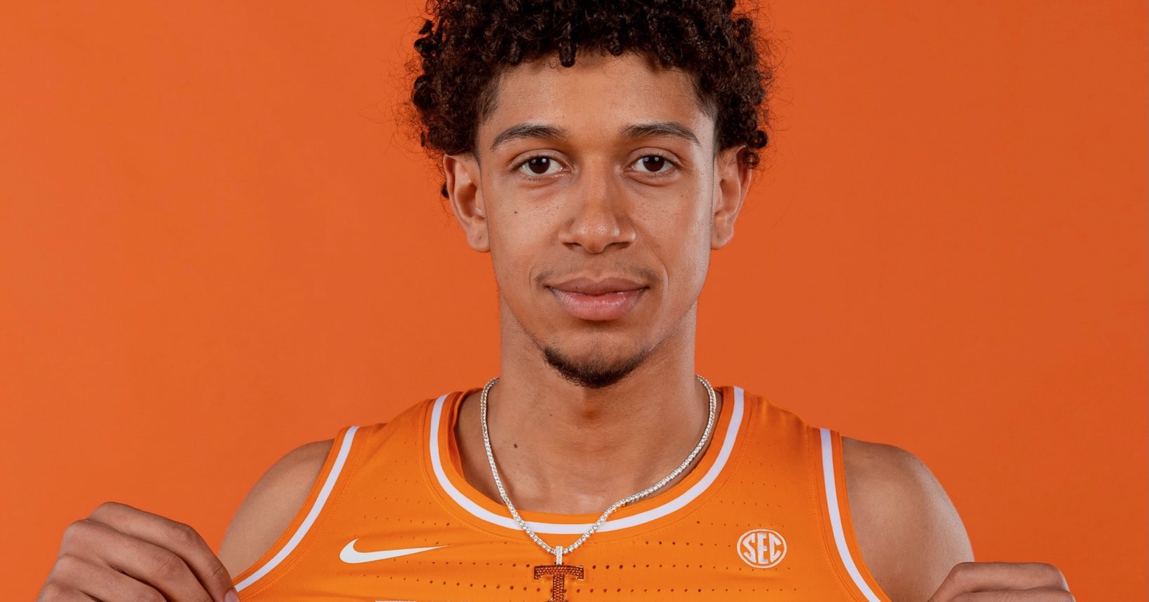 Look: Tennessee Basketball signee Clarence Massamba on official visit with Vols