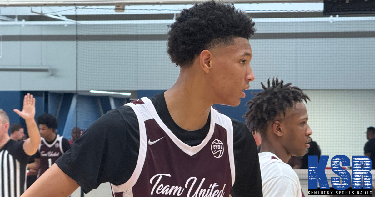 '27 No. 1 overall C.J. Rosser earns offer from Kentucky