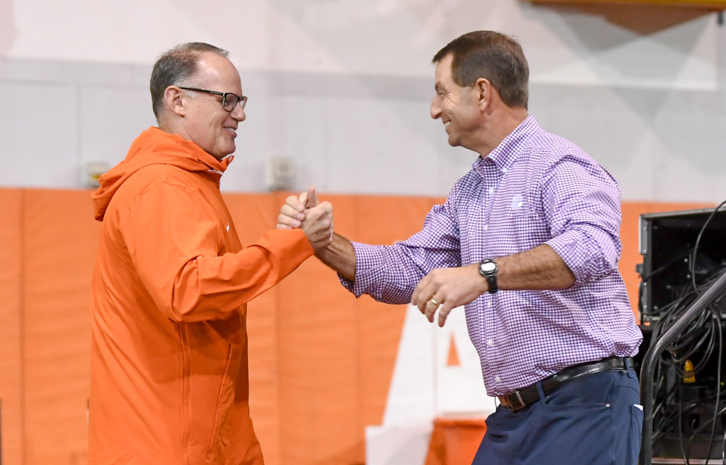 Dabo Swinney describes what Tom Allen has brought to Clemson defense