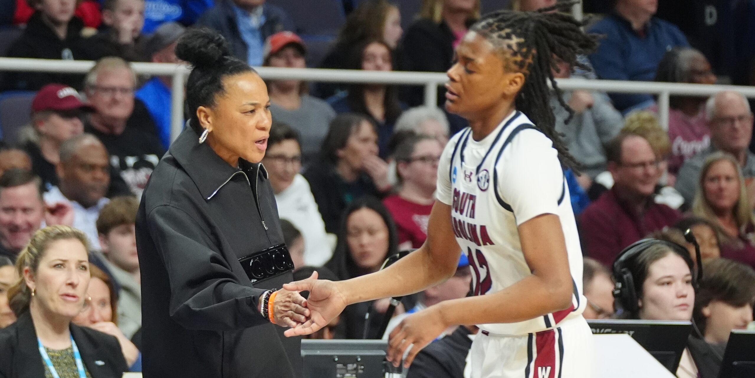 Dawn Staley speaks on MiLaysia Fulwiley transferring to LSU