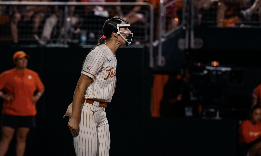 Kavan stars in relief, Texas forces decisive Game Three