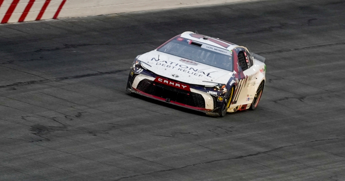 Denny Hamlin reveals what went wrong with disastrous fuel mishap on late pit stop at Charlotte