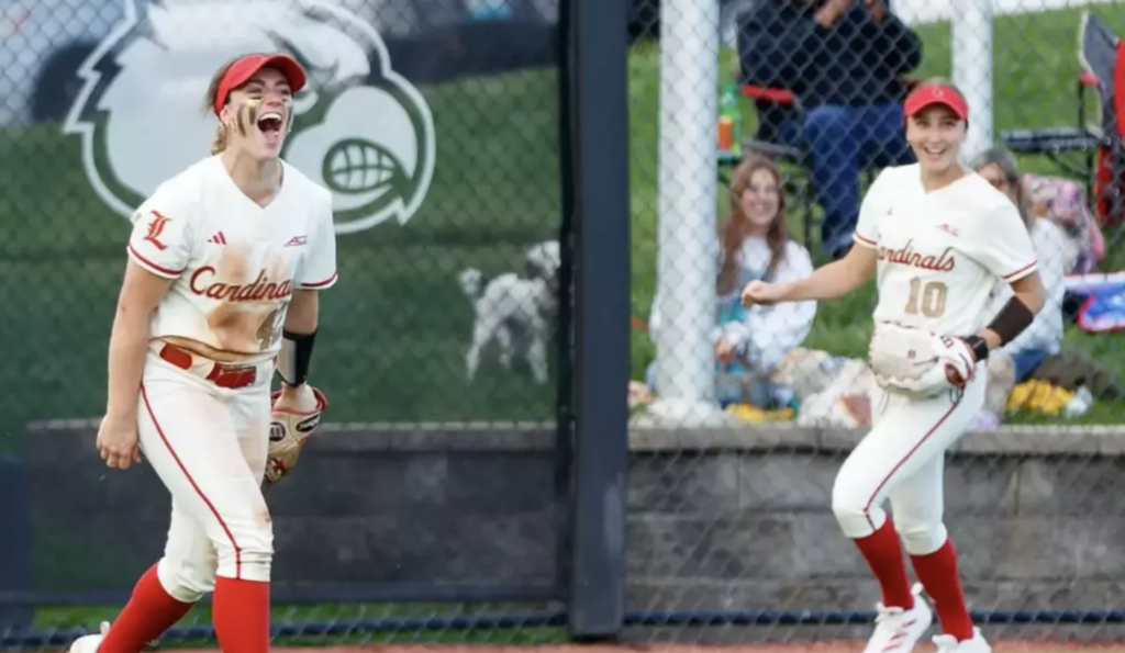 Freshman All-American Char Lorenz enters transfer portal