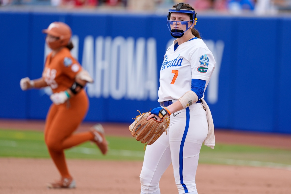 Florida Gators fall to Texas in Women's College World Series opener 3-0