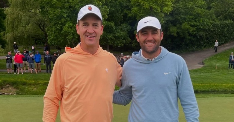 Scottie Scheffler laughs at Peyton Manning after nailing house with tee shot