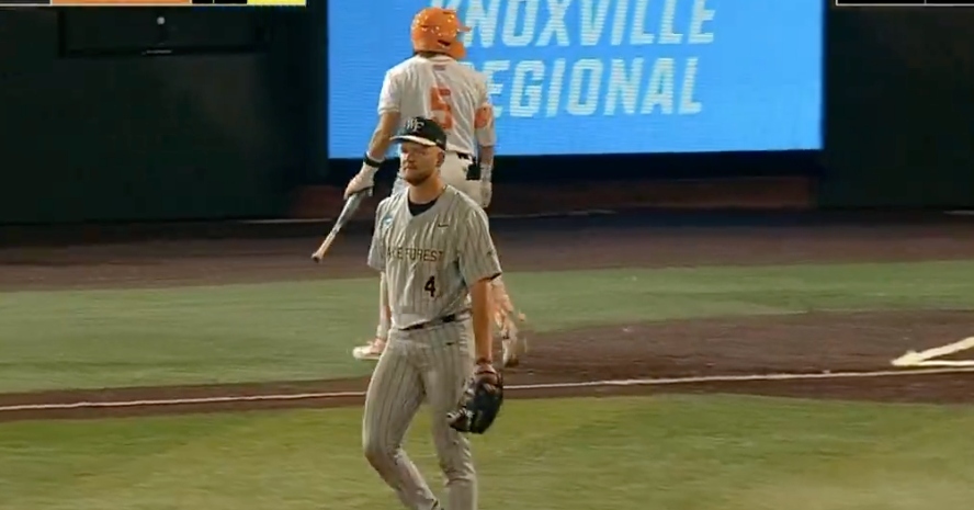 WATCH: Tennessee's Cannon Peebles ejected, hit with suspension