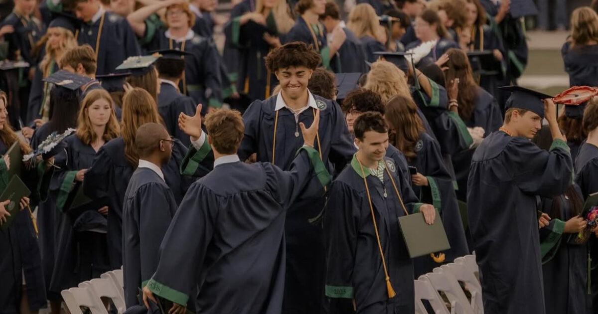 Malachi Moreno -- Kentucky Mr. Basketball -- graduates from Great Crossing ahead of career as Wildcat