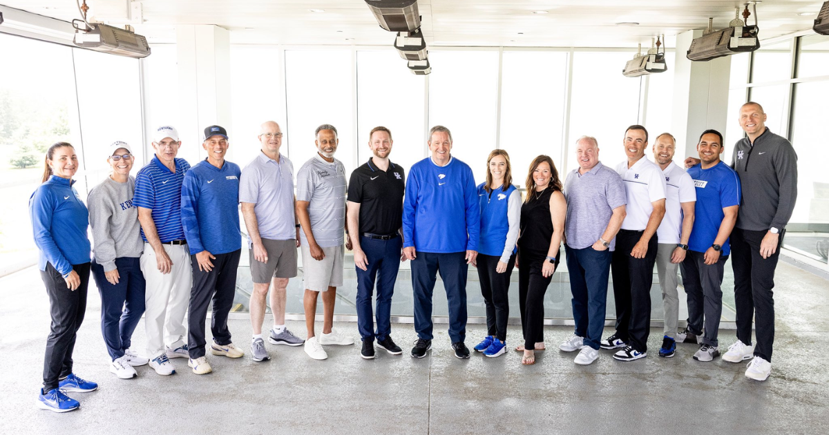 KSR Today: Offseason Kentucky Workouts, Retreats, and Talking Season