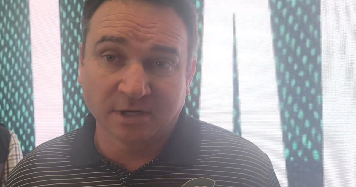 Jonathan Smith welcomes J Batt's commitment to providing resources to the Michigan State football program
