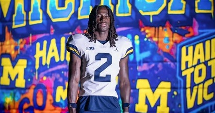Four-star DB Donovan Webb recaps 'amazing' official visit to Michigan