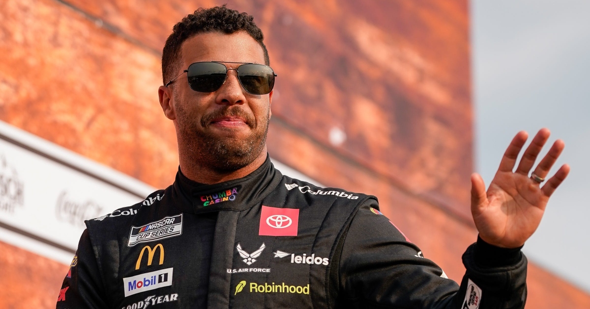 Bubba Wallace makes statement on mustache following Michigan, leaves caveat