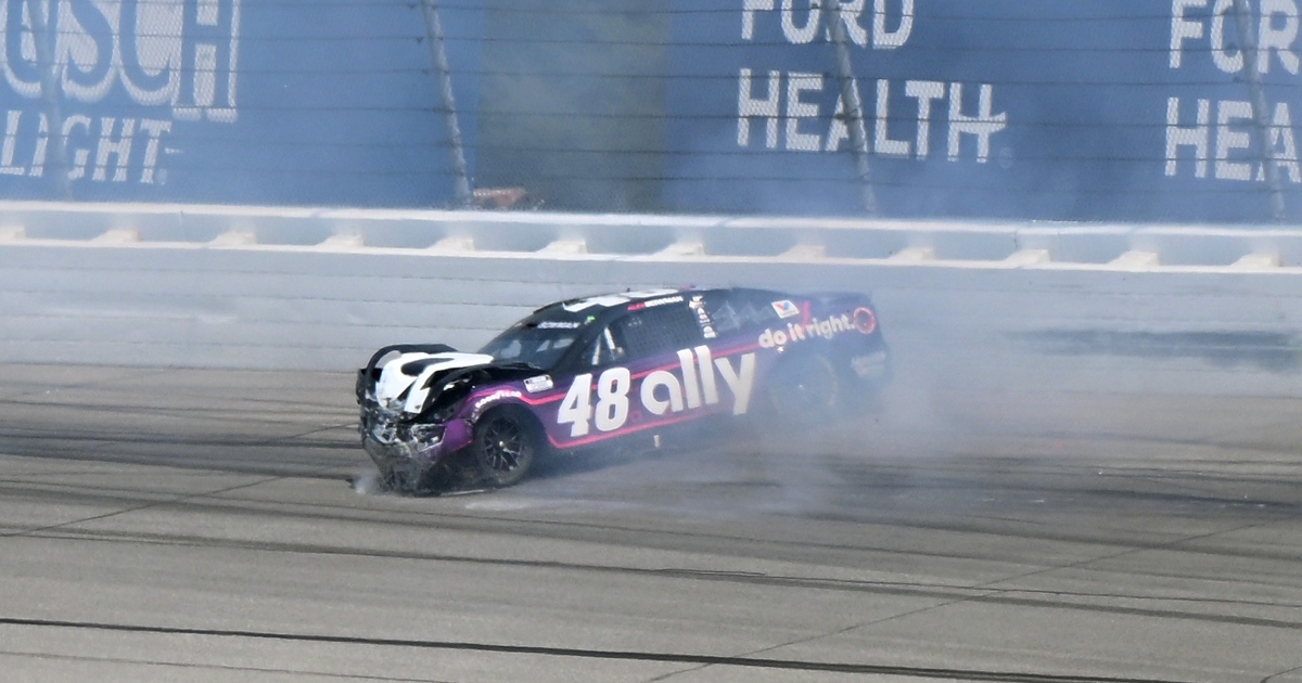 Alex Bowman injury update: Jeff Gordon addresses Mexico City status after scary Michigan wreck