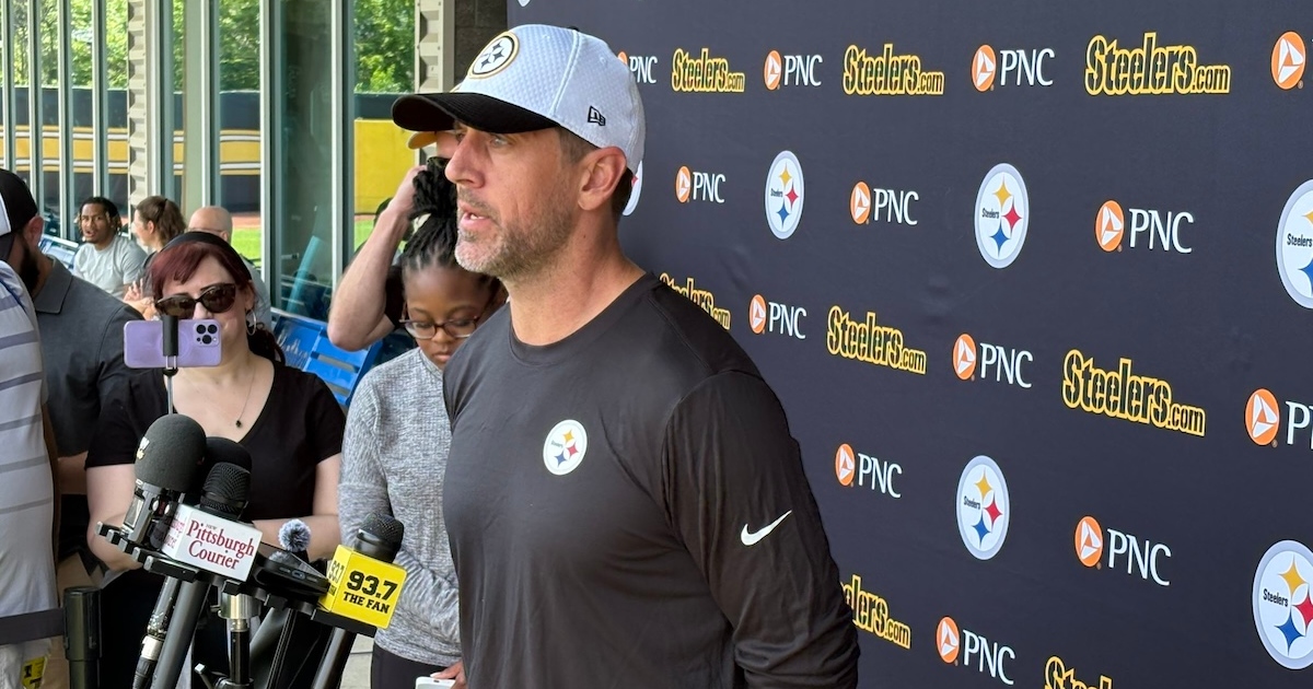 Aaron Rodgers reveals he is married during first day with Pittsburgh Steelers