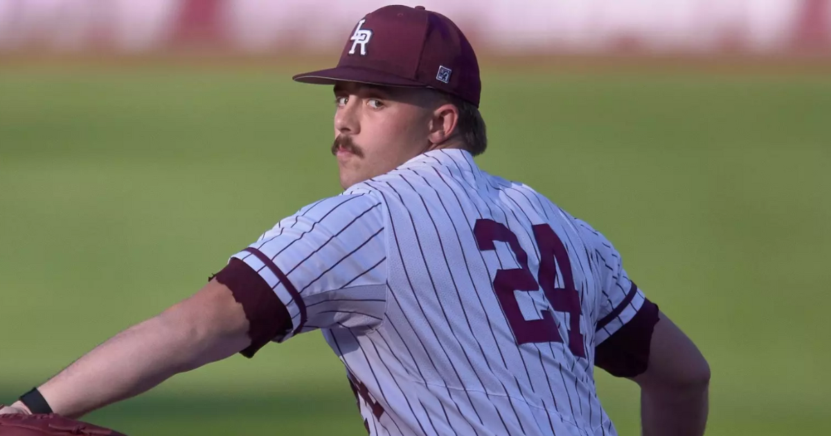 Arkansas lands talented pitcher out of Transfer Portal