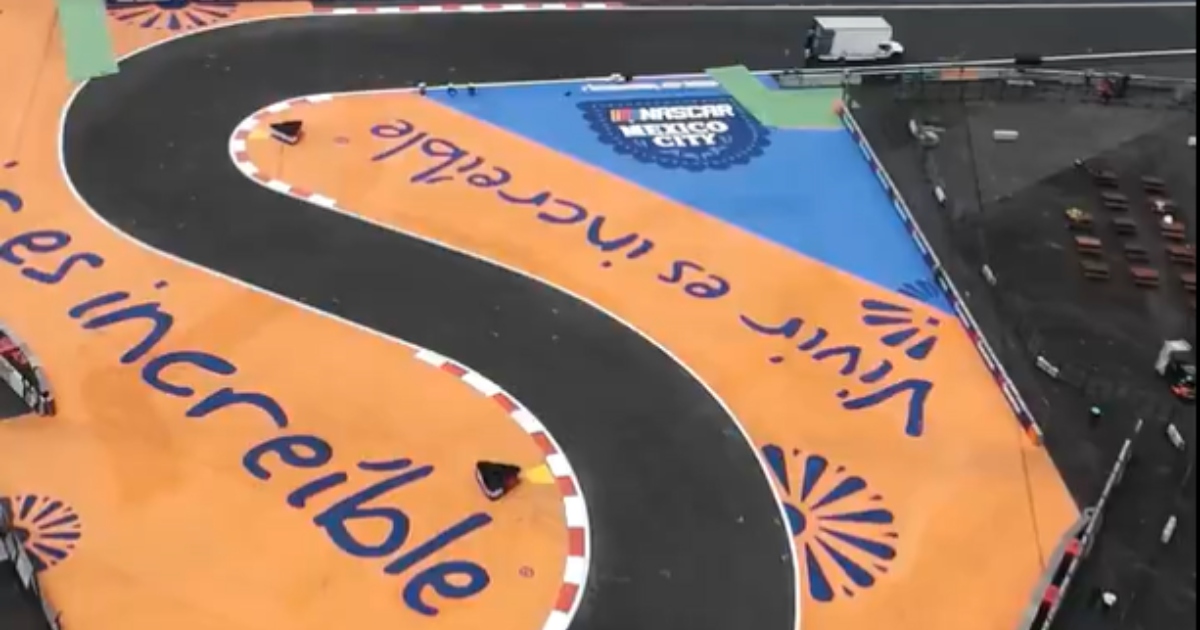 LOOK: NASCAR attempting to enforce track limits at Mexico City