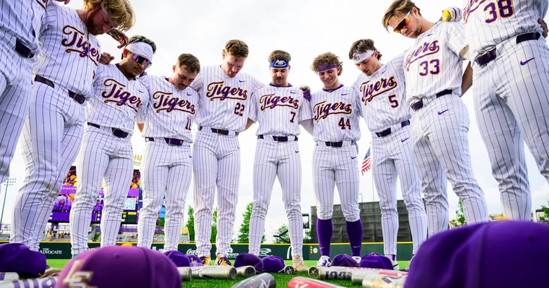 College World Series Game Preview: LSU vs. Arkansas