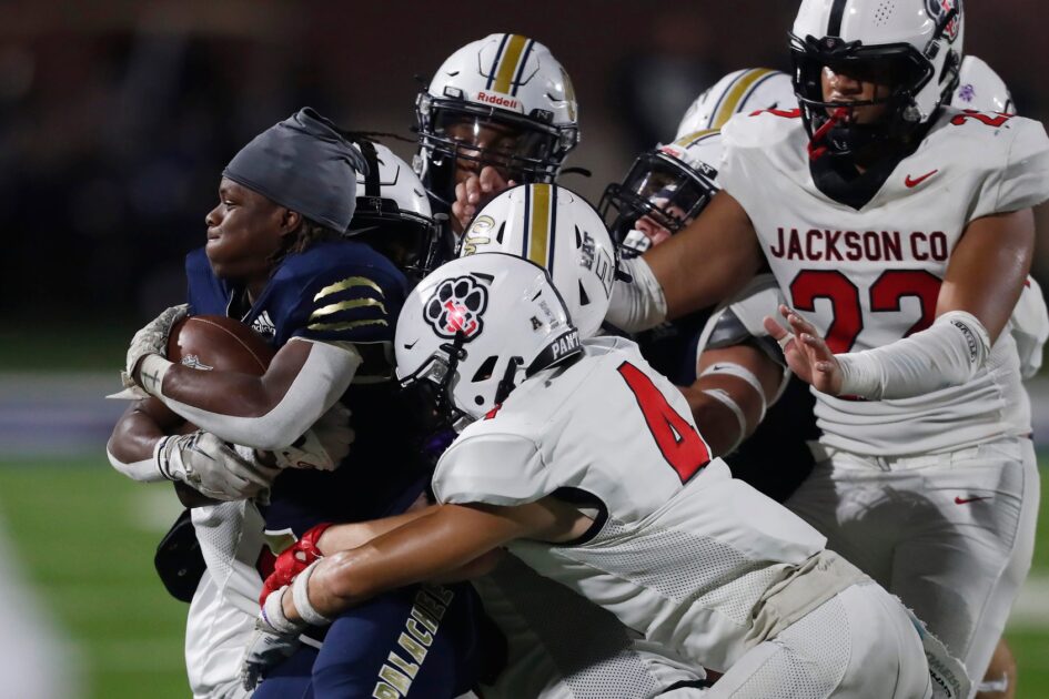 Less than 2 percent of Georgia student athletes were transfers