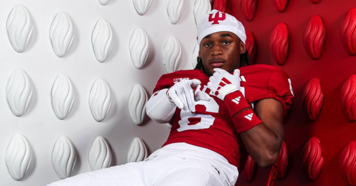 Indiana lands commitment from 2026 3-star safety LaRon Dues