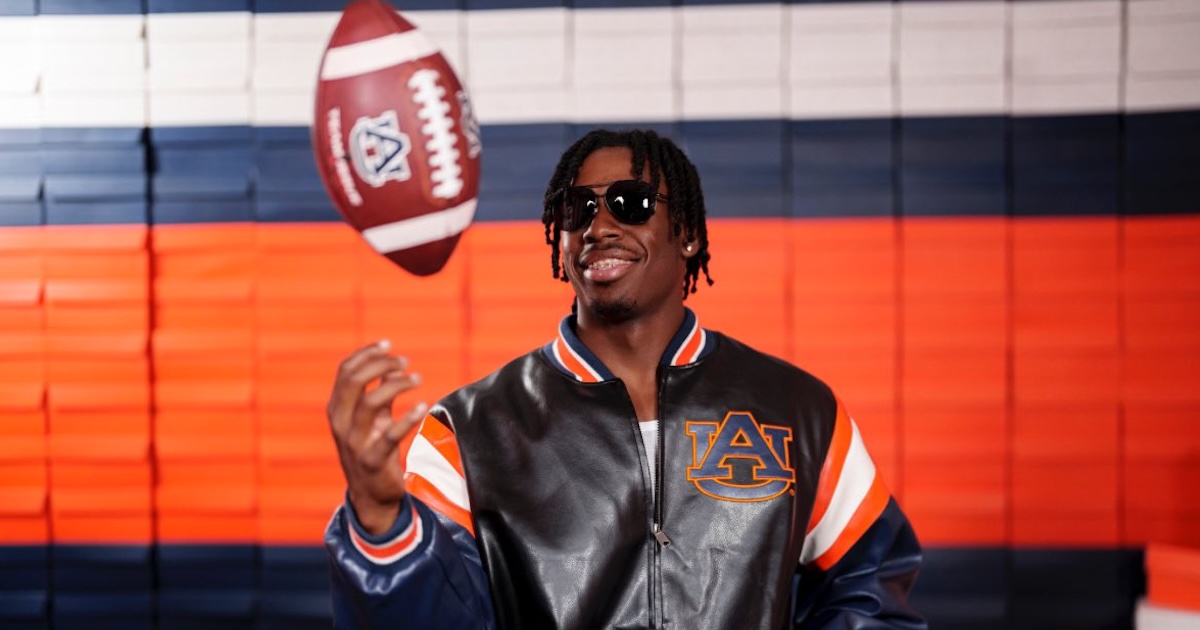 How recruits, colleges approaching revenue sharing, NIL
