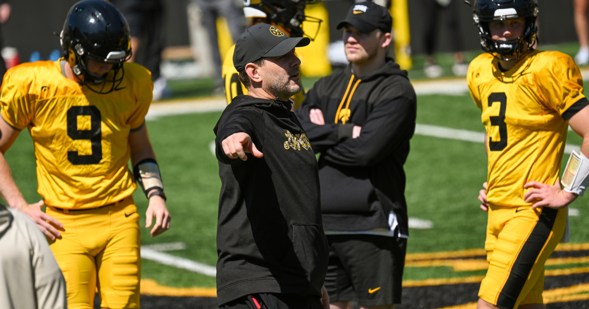 Hawkeye Report Podcast with Chuck Long and Tim Lester