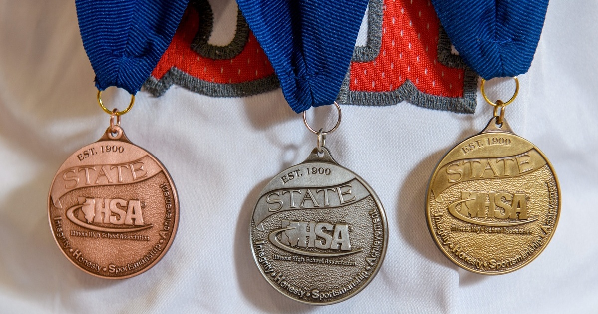 Illinois high school basketball returns to previous state finals schedule