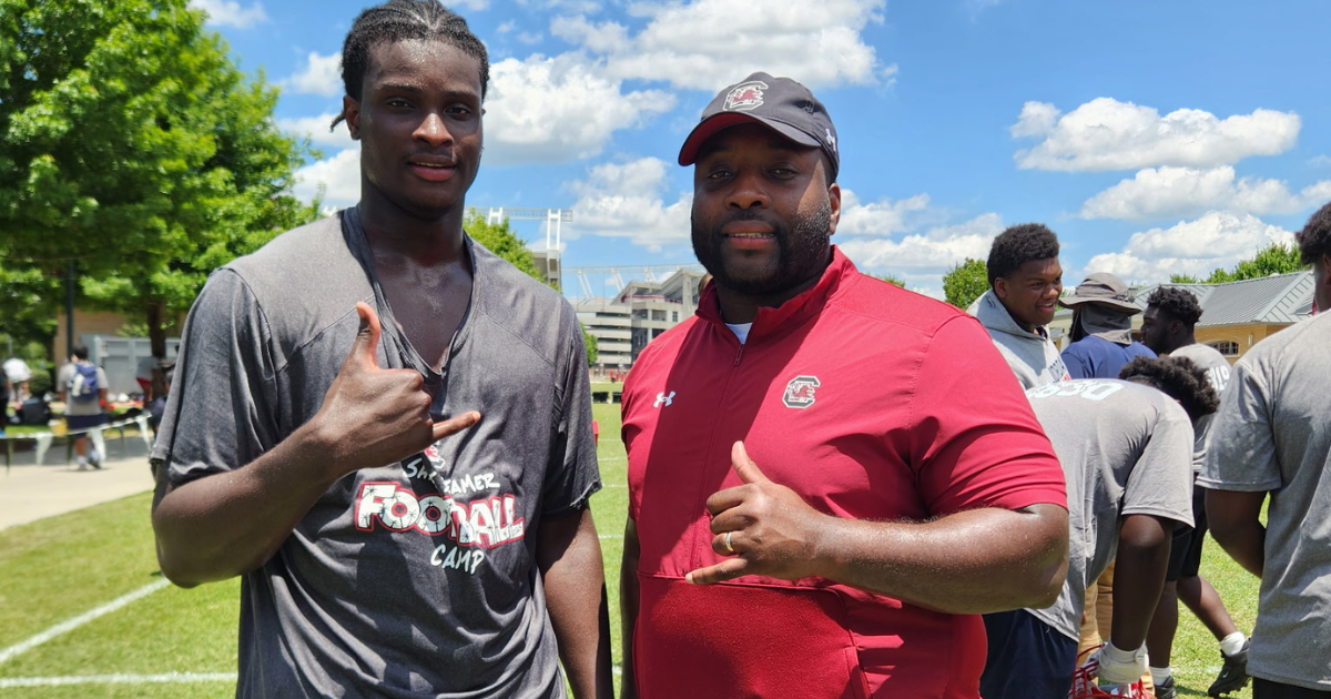 South Carolina extends offer to high-upside pass rusher