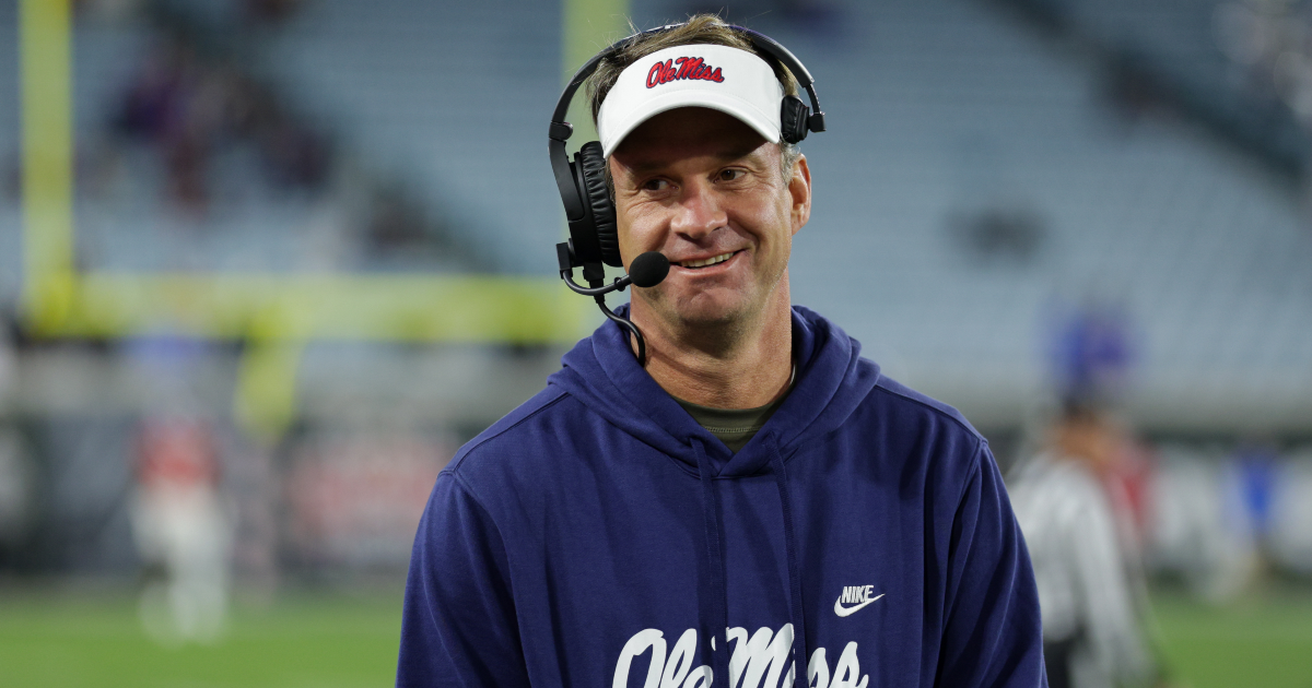 Lane Kiffin reacts to his son, Knox, making visit to Alabama