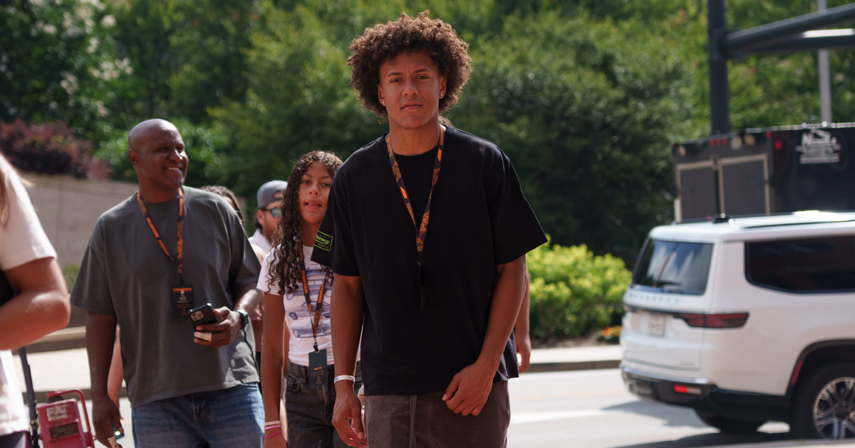Elite ATH Salesi Moa details 'crazy' Rocky Top official visit