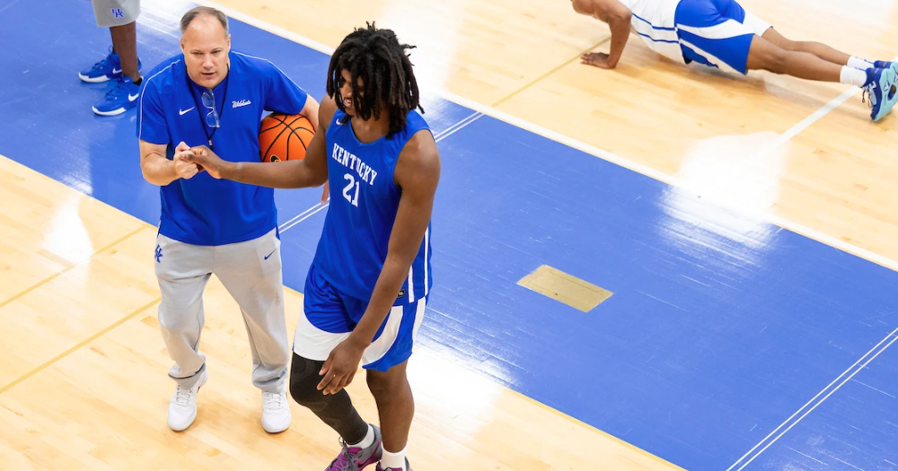 Jayden Quaintance gets shots up at Kentucky basketball practice (Photo via Chet White, UK Athletics)
