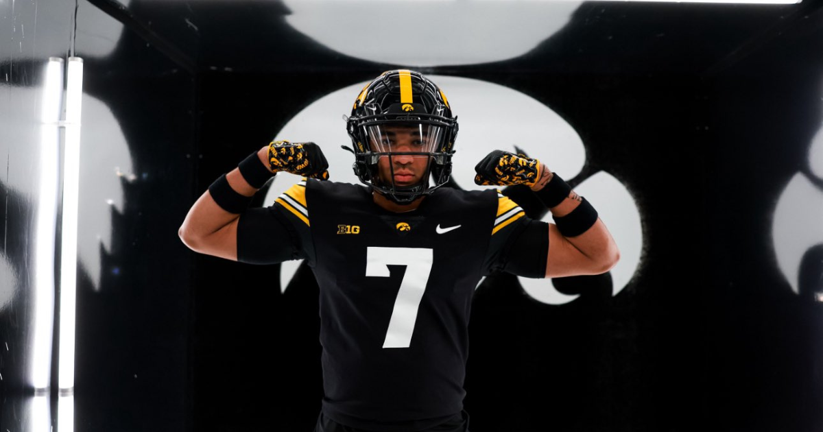 Kasen Thomas enjoys official visit to Iowa