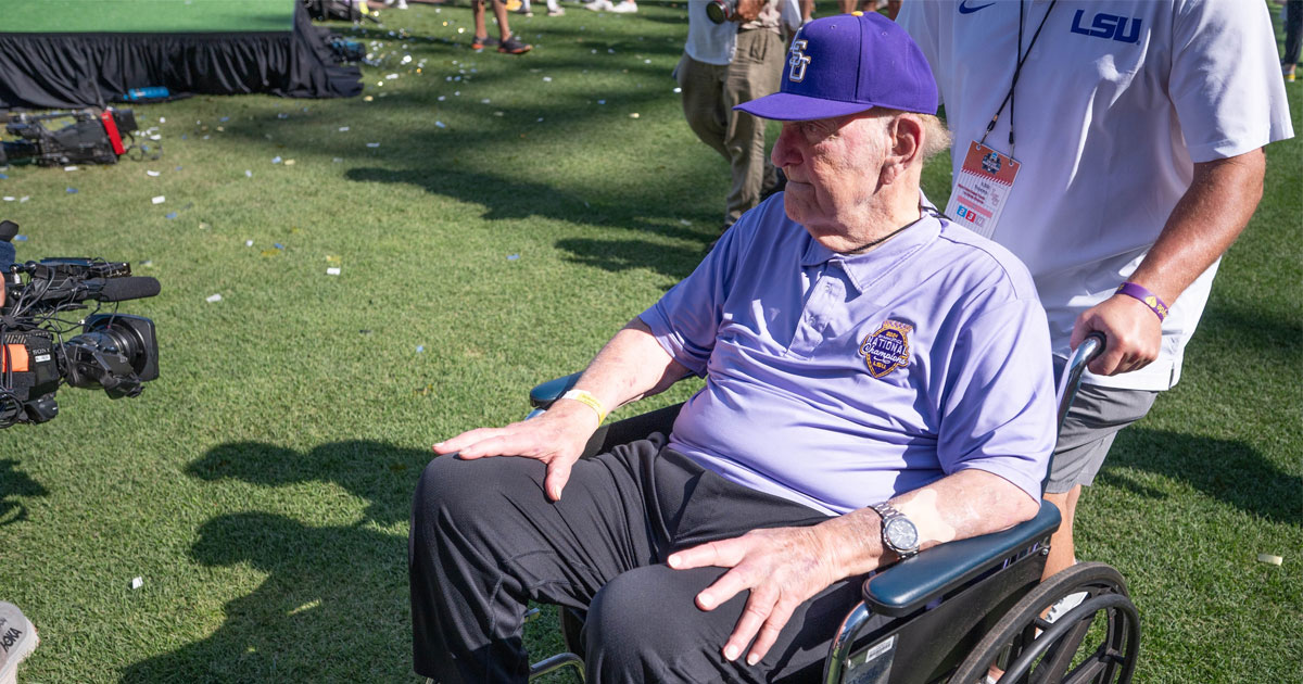 Jay Johnson opens up on relationship with Skip Bertman after bringing another national championship back to LSU