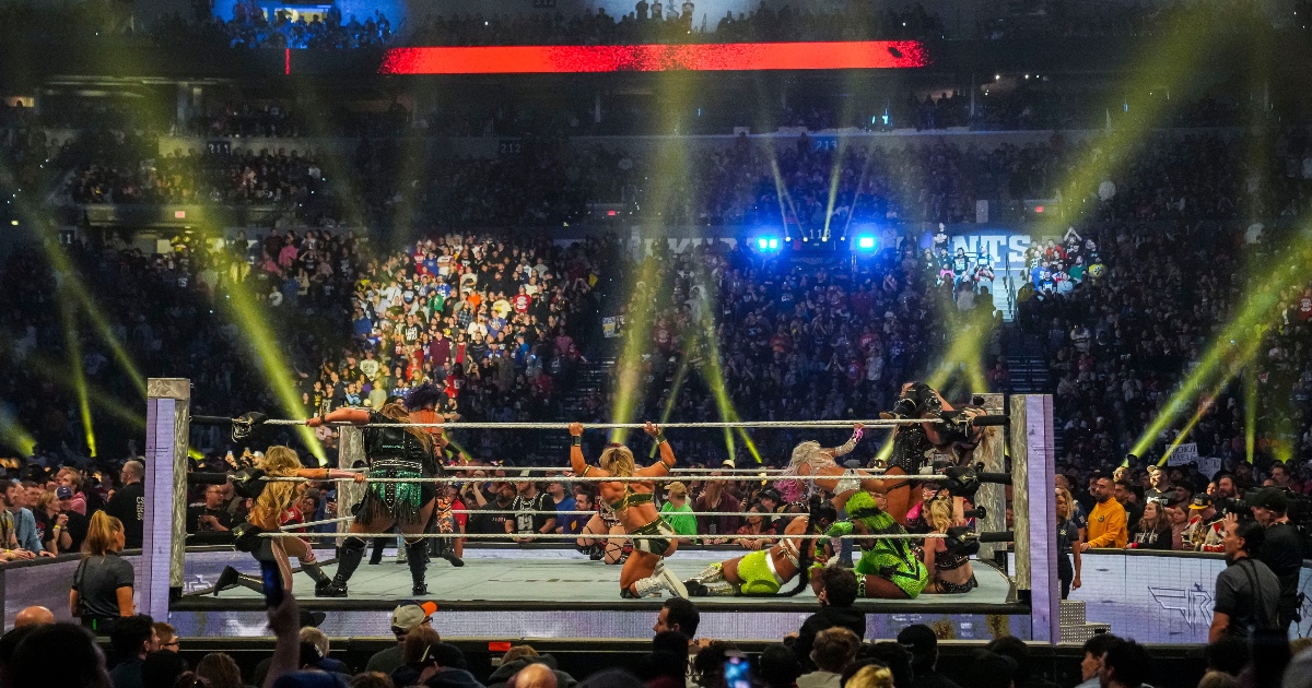 Report: WWE employees stuck at airport in Qatar ahead of SmackDown, Night of Champions