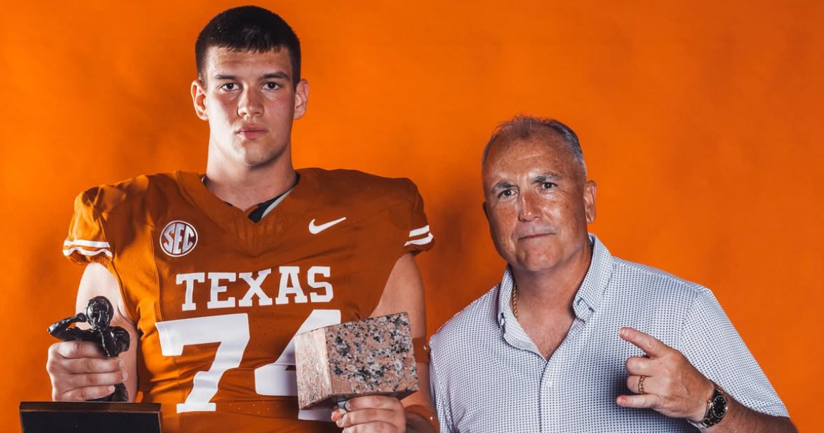 Four-star Texas OT pledge Max Wright recaps Austin Official Visit