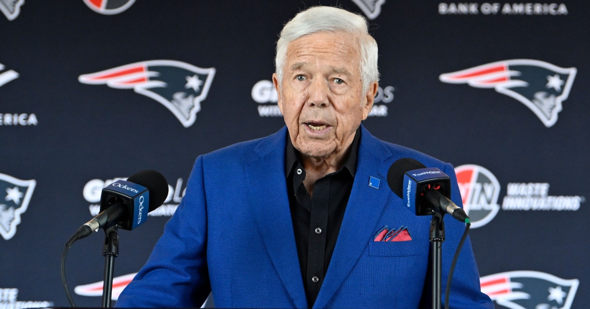 Robert Kraft addresses possible sale of Patriots after Lakers sold