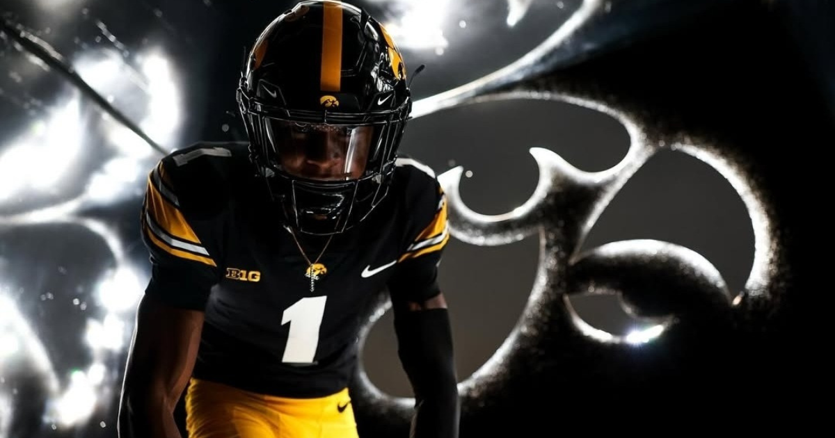 Iowa commit Diondre Smith enjoys return trip to campus
