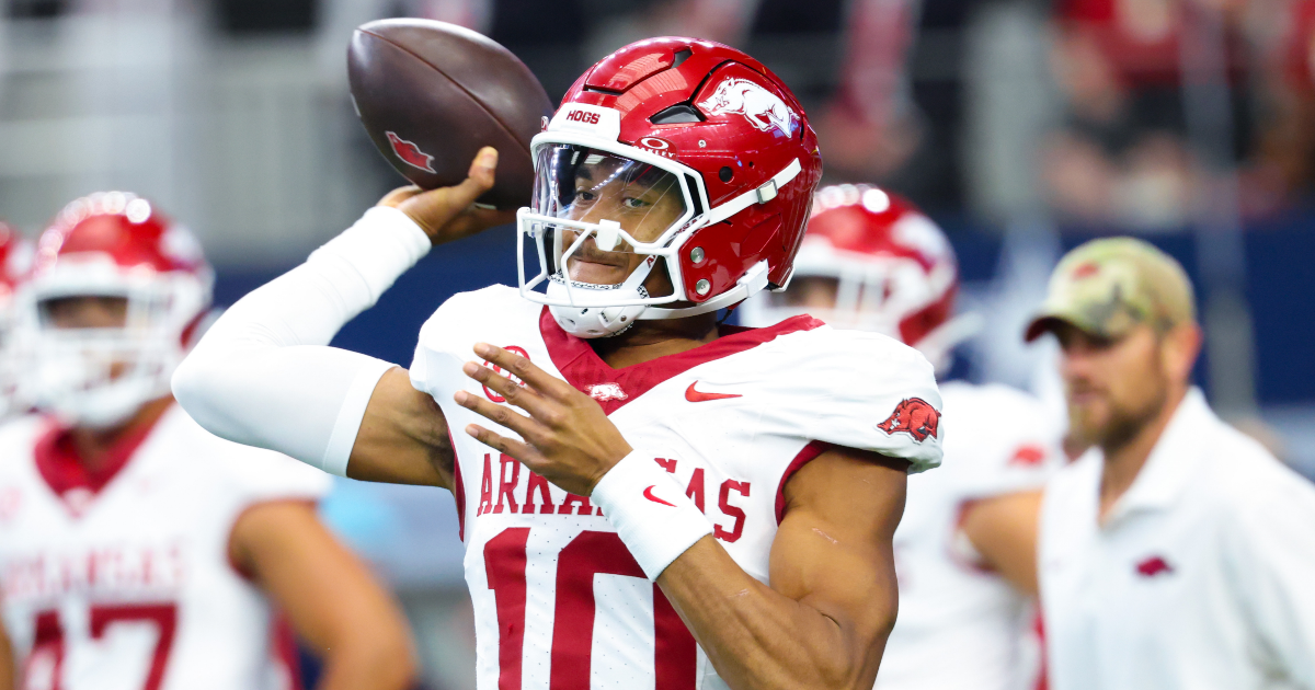 WATCH: Taylen Green warms up for Manning Passing Academy with helmet camera