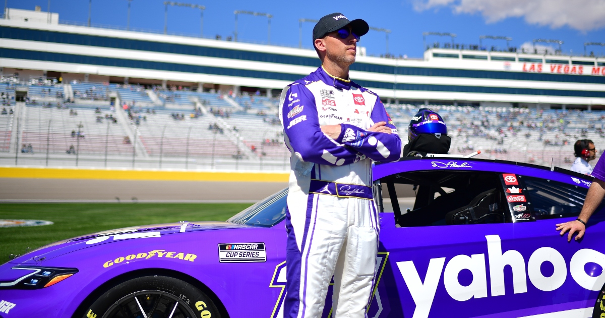 Denny Hamlin paints picture for mid-race in-car tweet at Atlanta: 'My ass hurt'