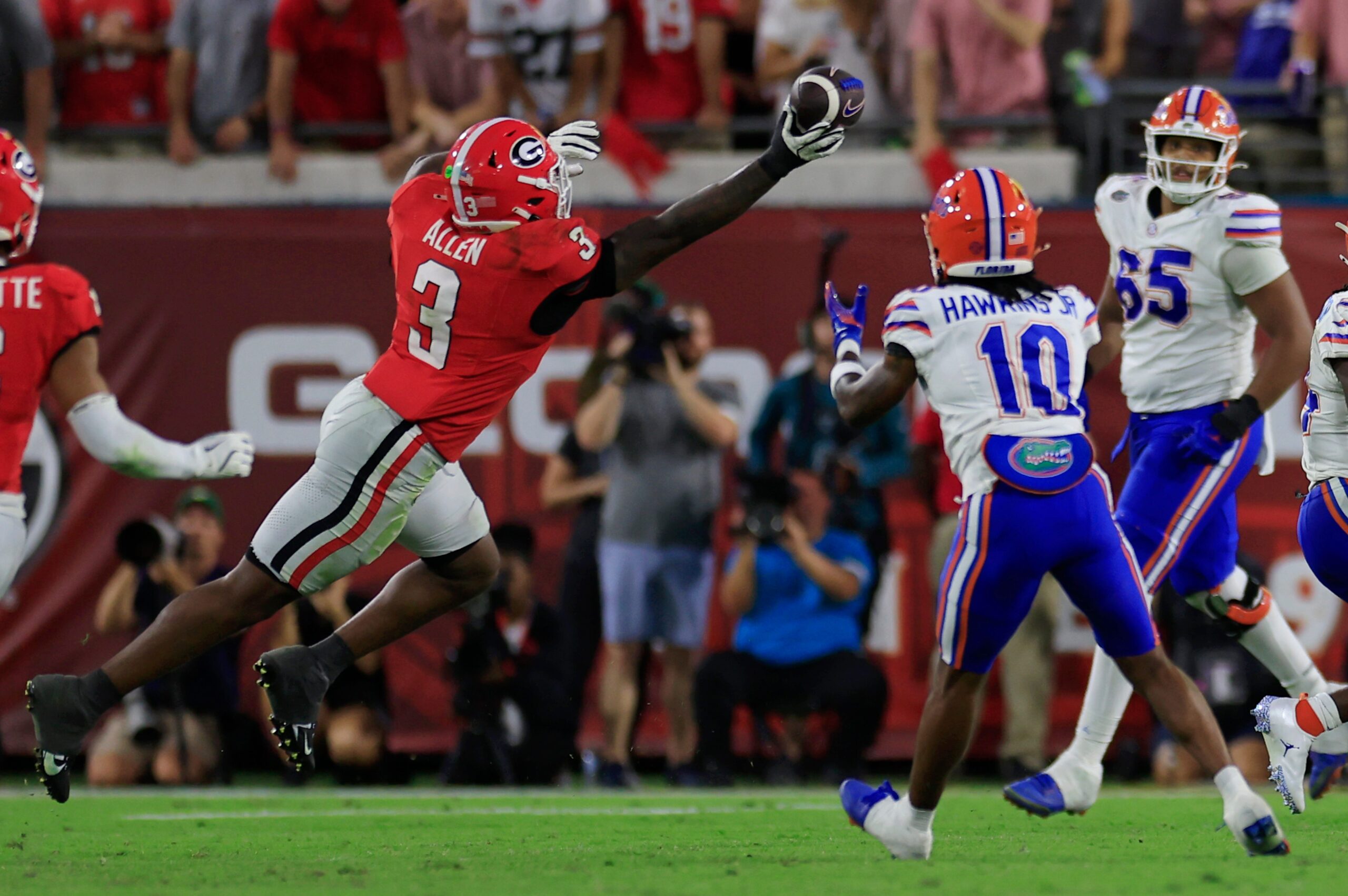 One Georgia Bulldog selected in first-round of 2026 NFL mock draft