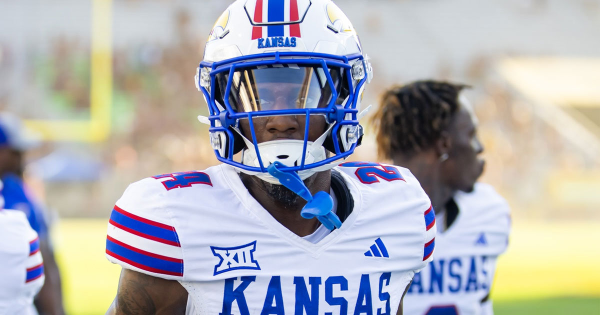 Talented Kansas cornerback enters the NCAA transfer portal