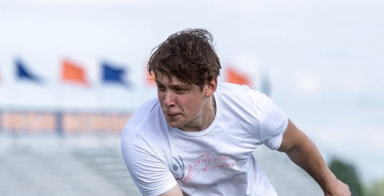 TE Bretag pledges to Illinois State