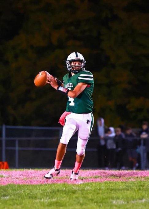 Q&A with Laurel quarterback Luca Santini