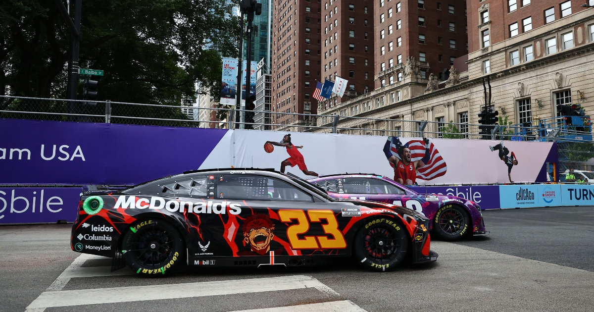 Bubba Wallace, Alex Bowman engage in 'trash talk' ahead of NASCAR tournament matchup at Chicago